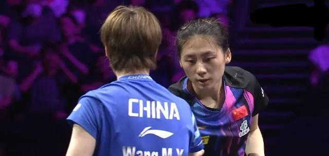 她虽然年轻, entit, AA