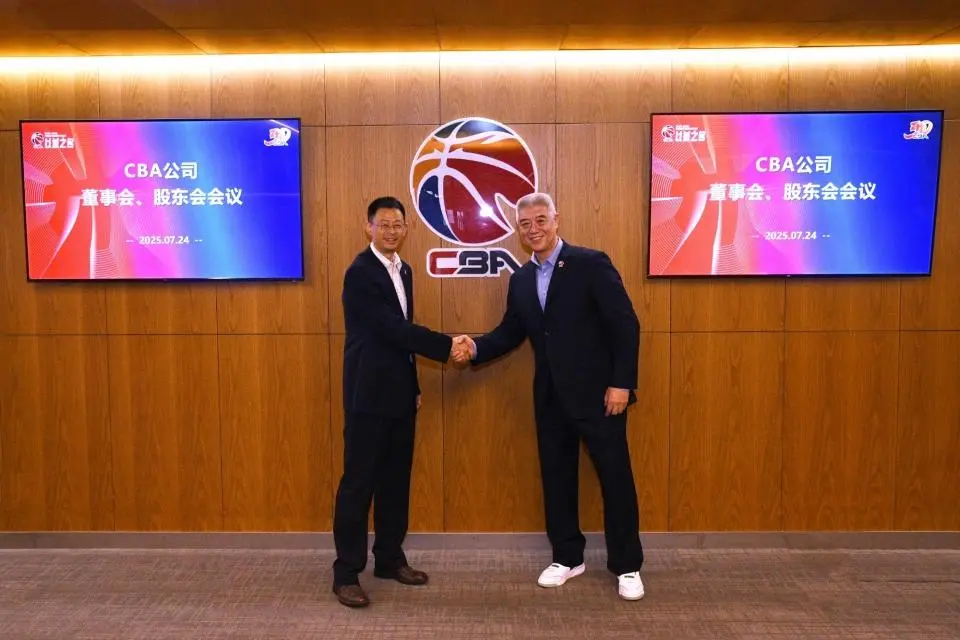 BA公司董, 月份之前重 BA公司董, 月份之前重